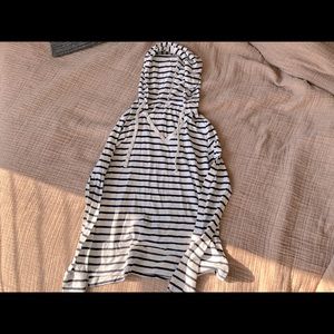 OLD NAVY blue/white stripped hoodie